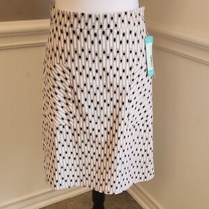 Margaret M Black‎ and White Patterned A-Line Skirt NWT Medium